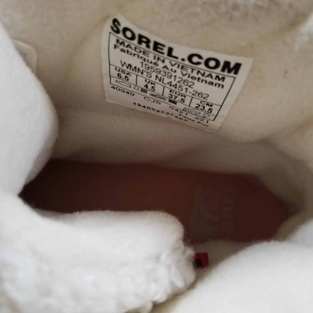 Sorel winter boots - Picture 2 of 4
